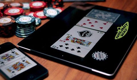 Покер в НолимитВей казино